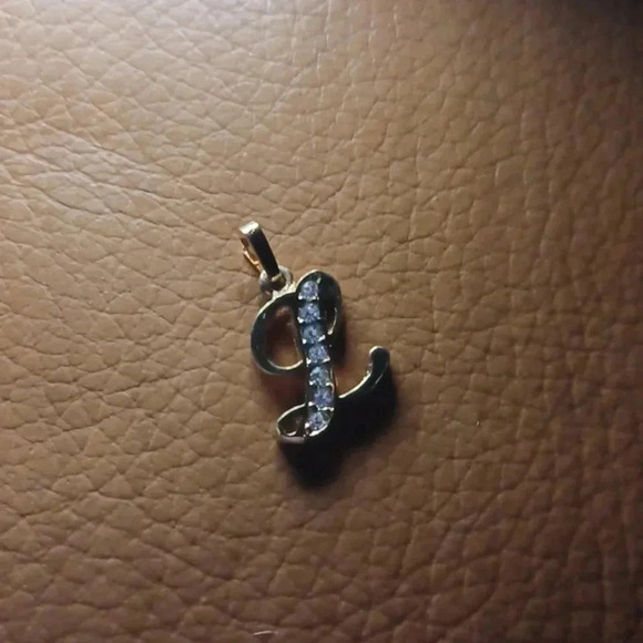 💙🌹Gold plated letter pendant "L" with faux diamonds - Picture 4 of 7